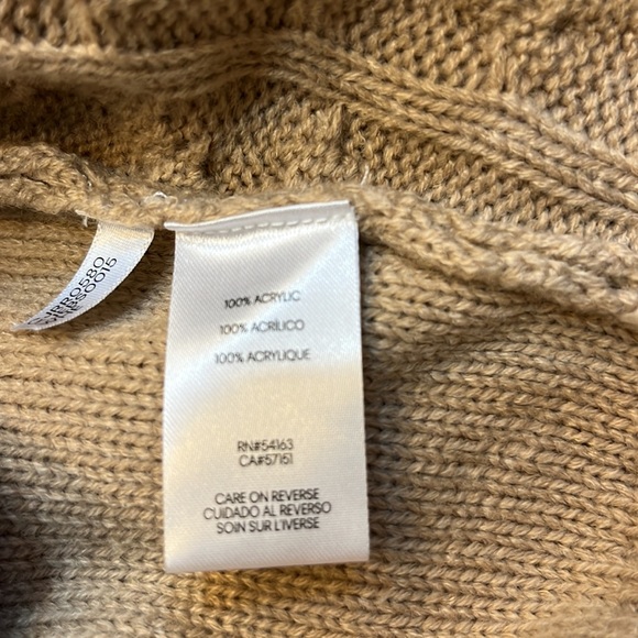 Calvin Klein Jeans tan vest, size XS, NWT. - Picture 6 of 7